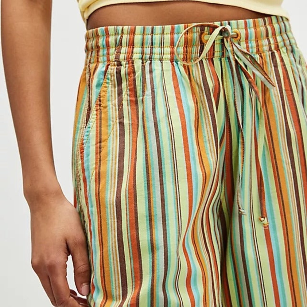 Free People Saylor Poplin Stripe Shorts, NWOT Size XS - S - Picture 3 of 11
